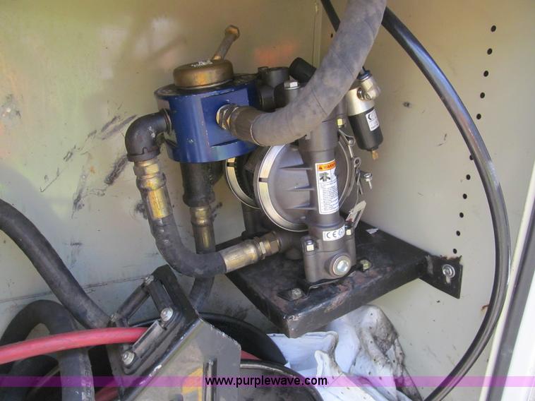 image for item H8923 2006 Ford F350 Super Duty XL service truck