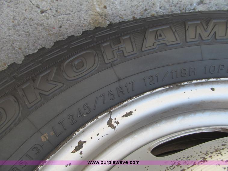 image for item H8923 2006 Ford F350 Super Duty XL service truck