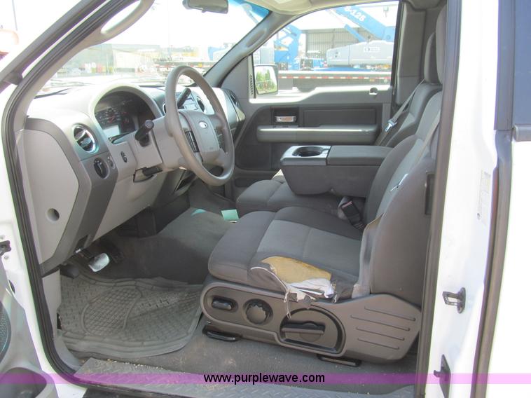 image for item H8925 2006 Ford F150 XLT SuperCab pickup truck