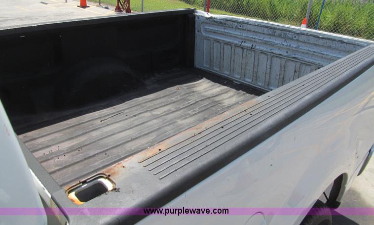 image for item H8925 2006 Ford F150 XLT SuperCab pickup truck