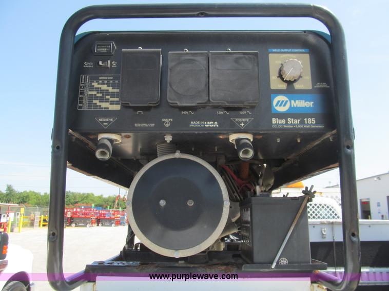 image for item H8926 2008 Ford F550 Super Duty XL service truck with crane