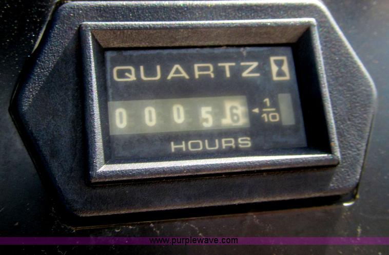 image for item H8926 2008 Ford F550 Super Duty XL service truck with crane