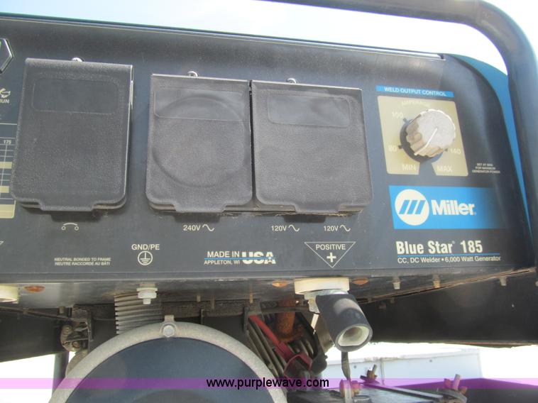 image for item H8926 2008 Ford F550 Super Duty XL service truck with crane