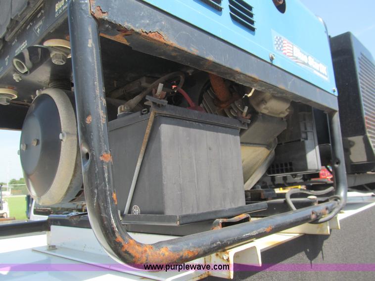 image for item H8926 2008 Ford F550 Super Duty XL service truck with crane