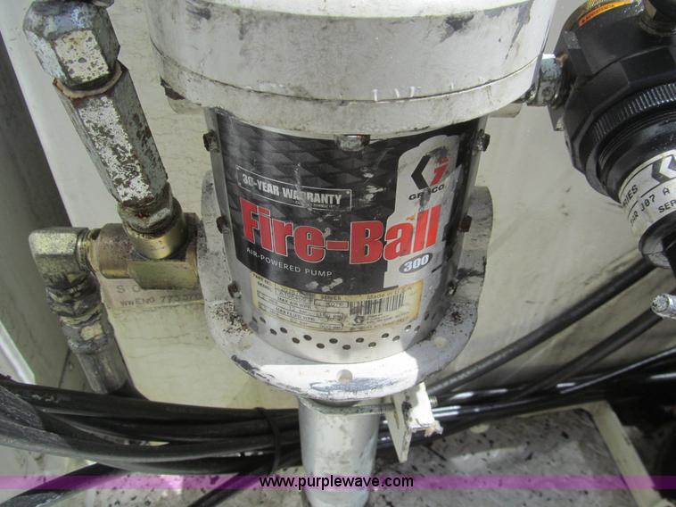 image for item H8926 2008 Ford F550 Super Duty XL service truck with crane