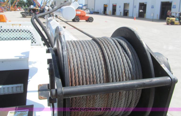 image for item H8926 2008 Ford F550 Super Duty XL service truck with crane