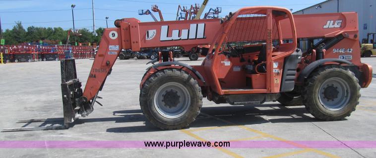 image for item H8927 2007 Lull 944E-42 telehandler