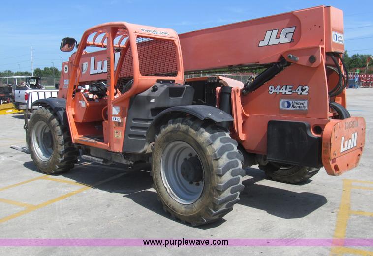 image for item H8927 2007 Lull 944E-42 telehandler