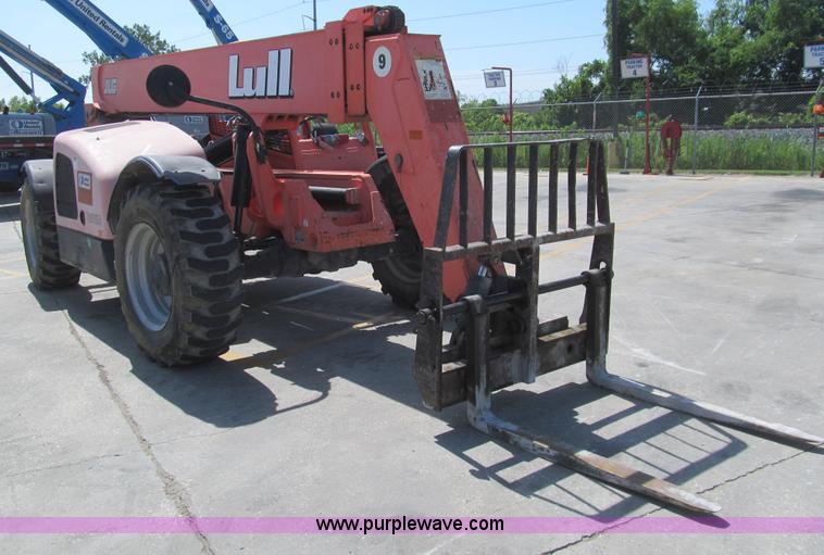 image for item H8927 2007 Lull 944E-42 telehandler