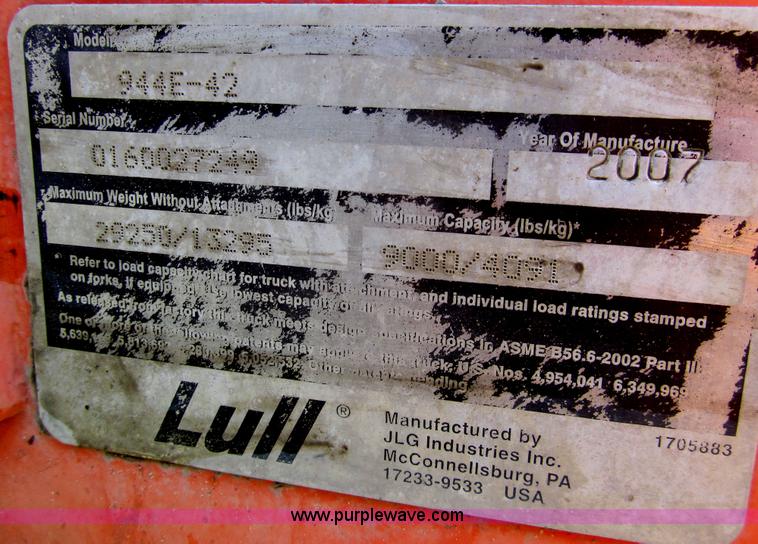 image for item H8927 2007 Lull 944E-42 telehandler