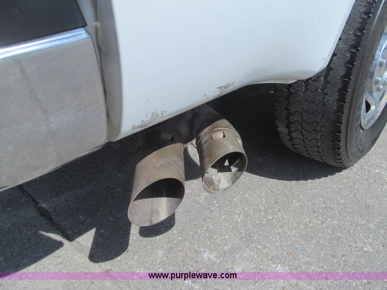 image for item H8928 2008 Ford F250 Super Duty XLT SuperCab pickup truck