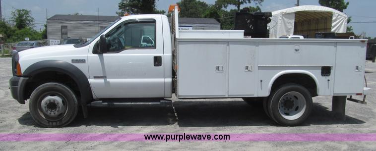 image for item H8930 2007 Ford F550 Super Duty XL service truck