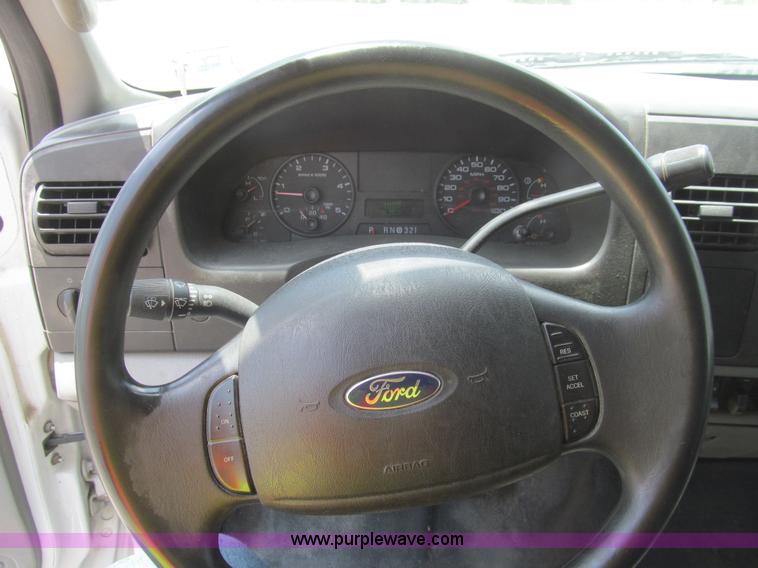 image for item H8930 2007 Ford F550 Super Duty XL service truck