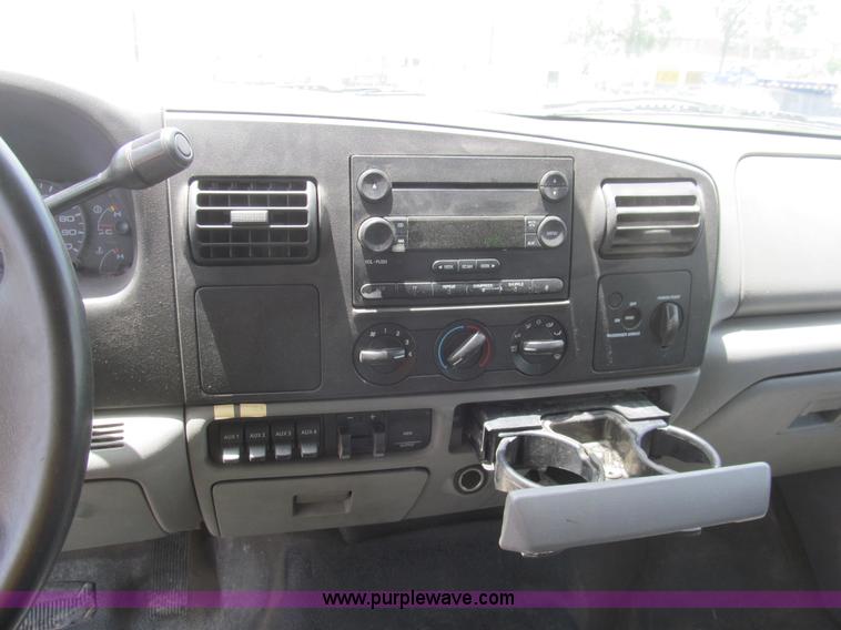 image for item H8930 2007 Ford F550 Super Duty XL service truck