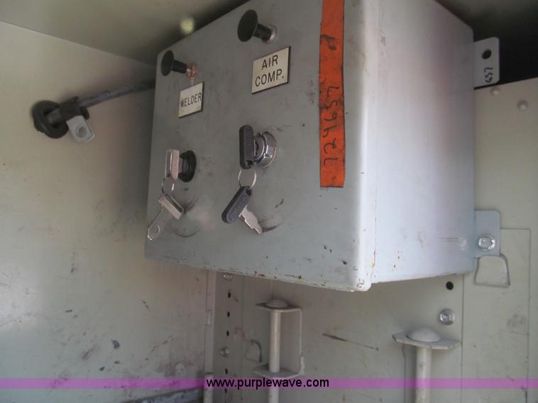 image for item H8930 2007 Ford F550 Super Duty XL service truck