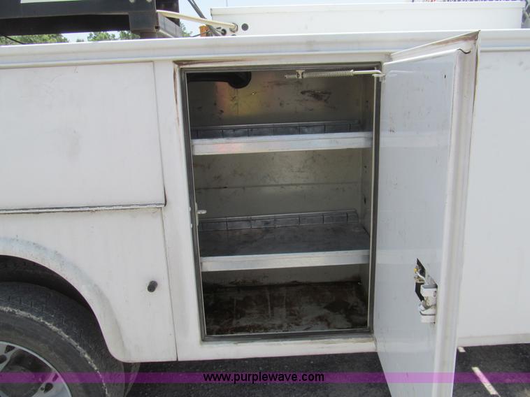 image for item H8930 2007 Ford F550 Super Duty XL service truck