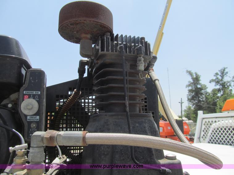 image for item H8930 2007 Ford F550 Super Duty XL service truck