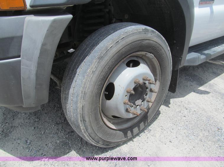 image for item H8930 2007 Ford F550 Super Duty XL service truck