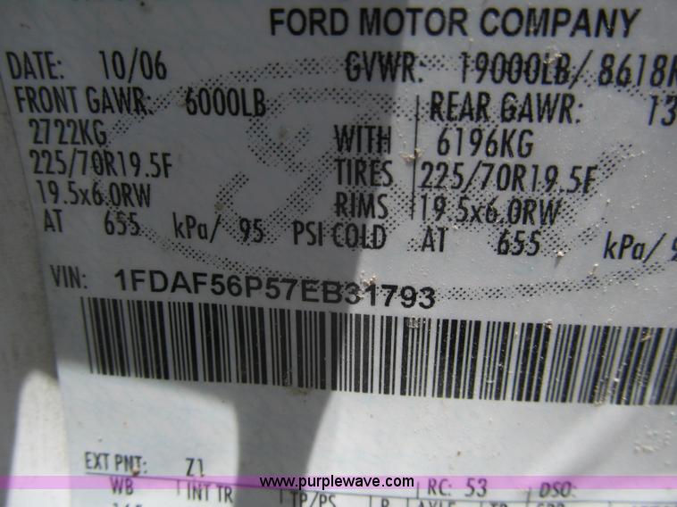 image for item H8930 2007 Ford F550 Super Duty XL service truck