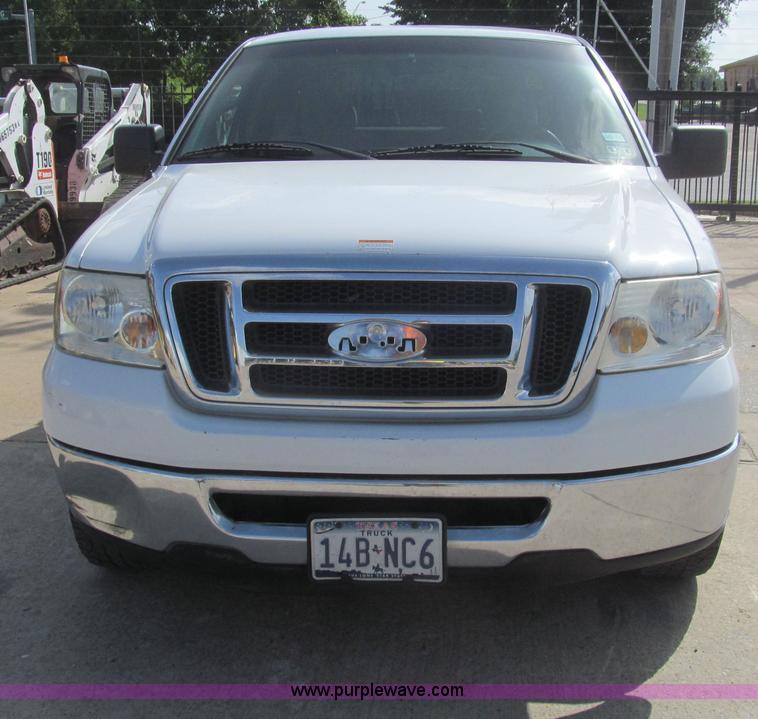 image for item H8931 2007 Ford F150 XLT SuperCab pickup truck