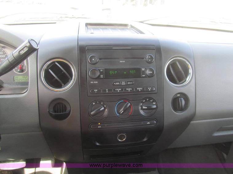 image for item H8931 2007 Ford F150 XLT SuperCab pickup truck