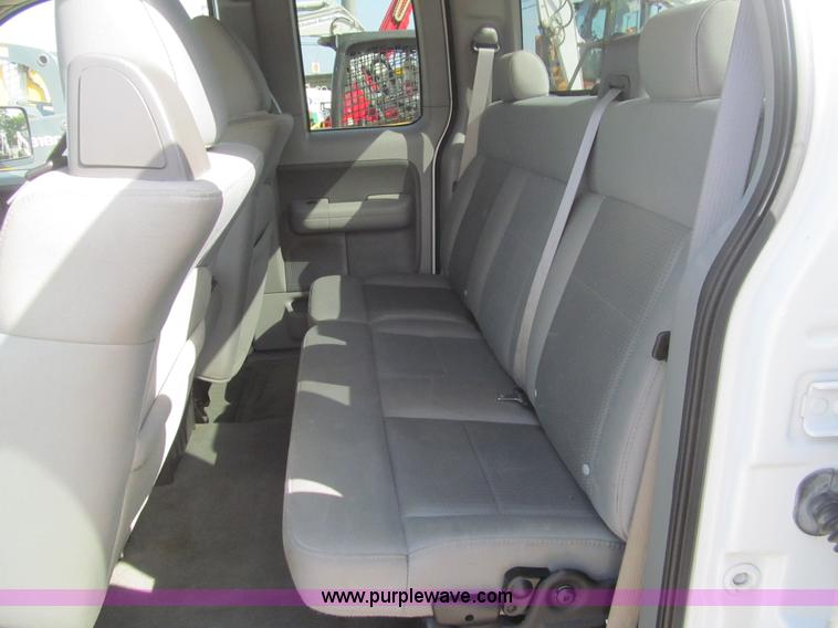 image for item H8931 2007 Ford F150 XLT SuperCab pickup truck
