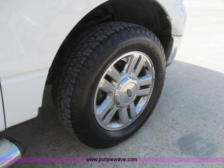 image for item H8931 2007 Ford F150 XLT SuperCab pickup truck