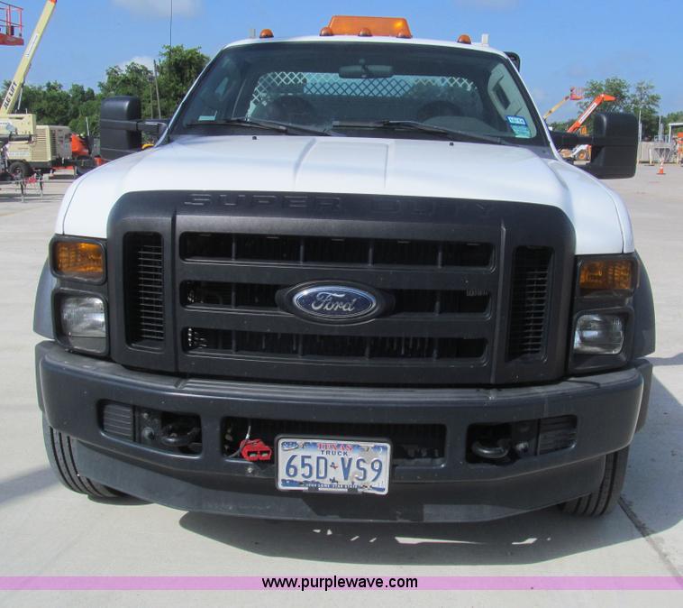image for item H8932 2008 Ford F550 Super Duty XL service truck