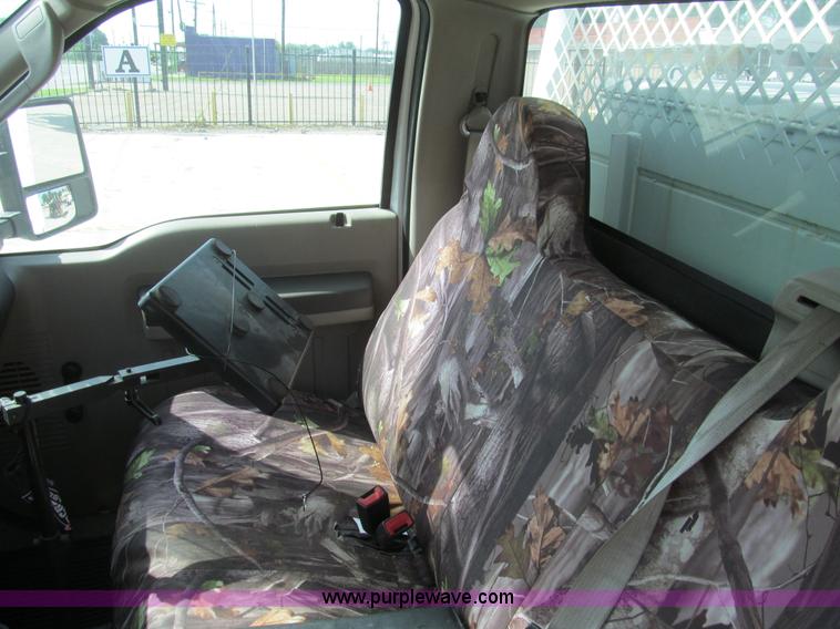 image for item H8932 2008 Ford F550 Super Duty XL service truck