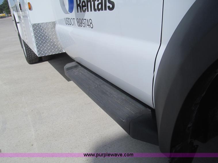 image for item H8932 2008 Ford F550 Super Duty XL service truck