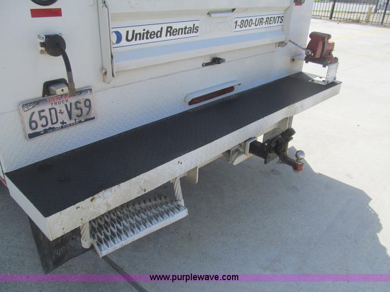 image for item H8932 2008 Ford F550 Super Duty XL service truck