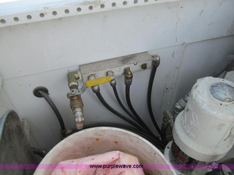 image for item H8932 2008 Ford F550 Super Duty XL service truck