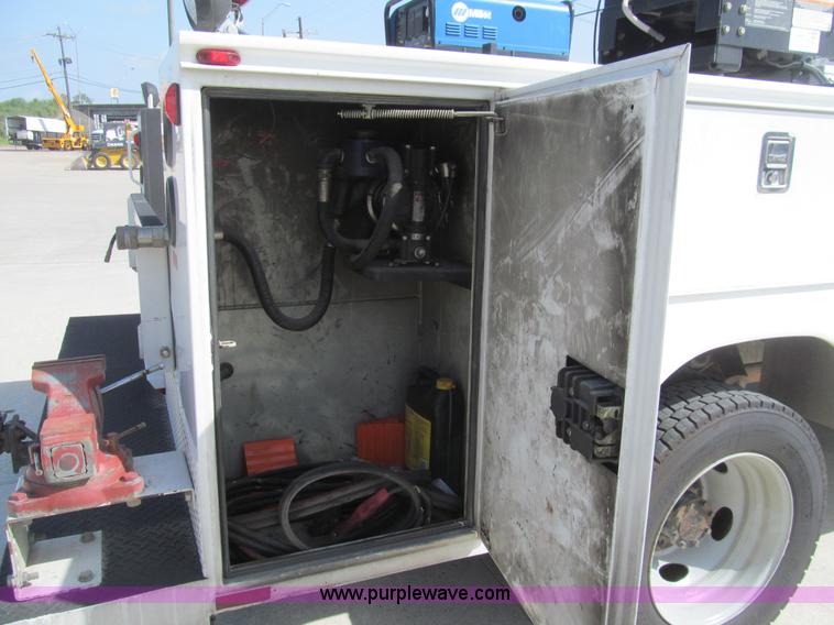 image for item H8932 2008 Ford F550 Super Duty XL service truck