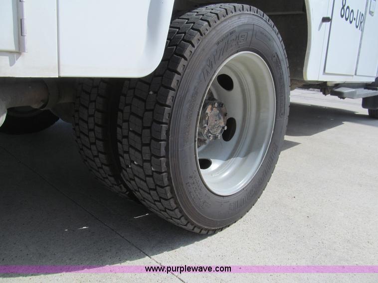 image for item H8932 2008 Ford F550 Super Duty XL service truck