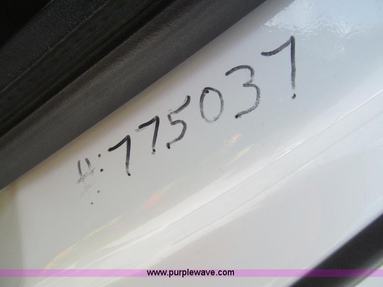 image for item H8932 2008 Ford F550 Super Duty XL service truck