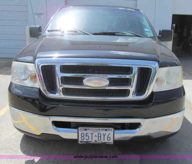 image for item H8933 2007 Ford F150 XLT SuperCab pickup truck