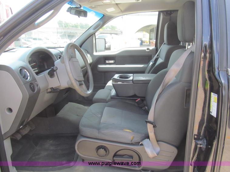 image for item H8933 2007 Ford F150 XLT SuperCab pickup truck
