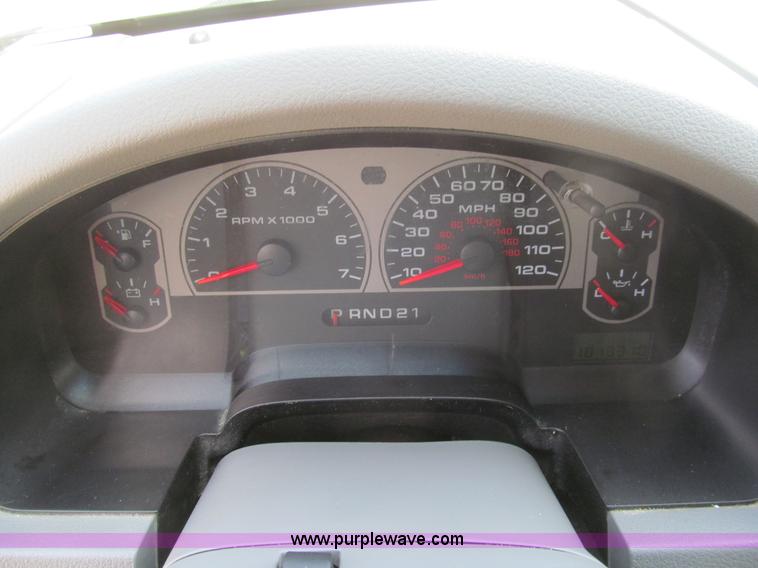 image for item H8933 2007 Ford F150 XLT SuperCab pickup truck