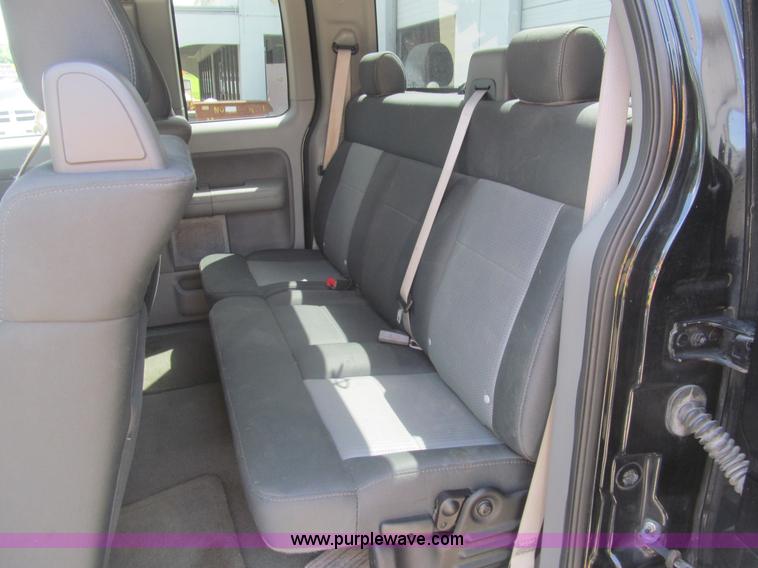 image for item H8933 2007 Ford F150 XLT SuperCab pickup truck