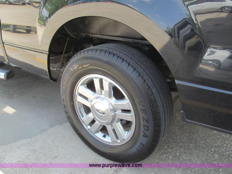 image for item H8933 2007 Ford F150 XLT SuperCab pickup truck