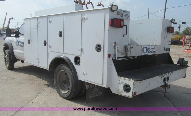 image for item H8934 2006 Ford F550 Super Duty XL service truck