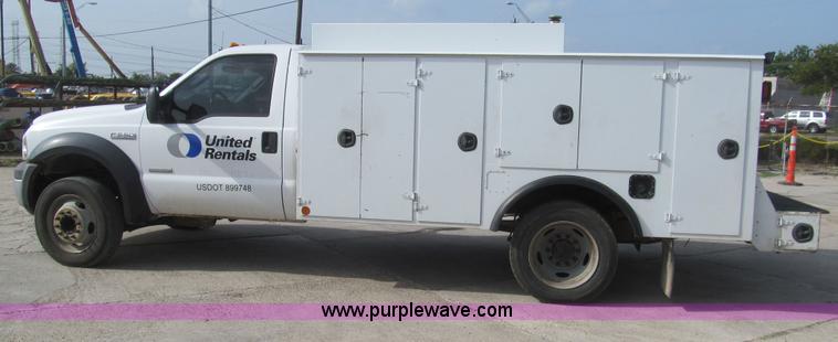 image for item H8934 2006 Ford F550 Super Duty XL service truck