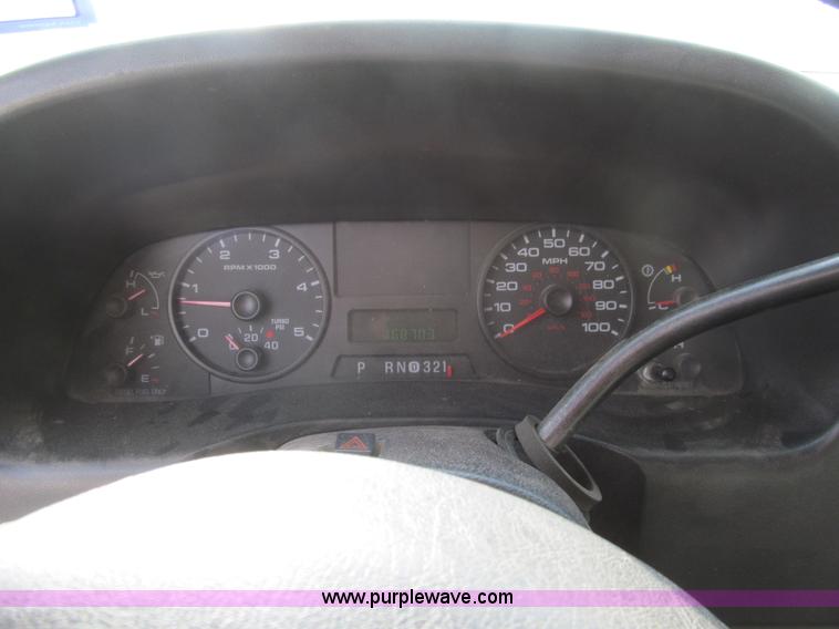 image for item H8934 2006 Ford F550 Super Duty XL service truck