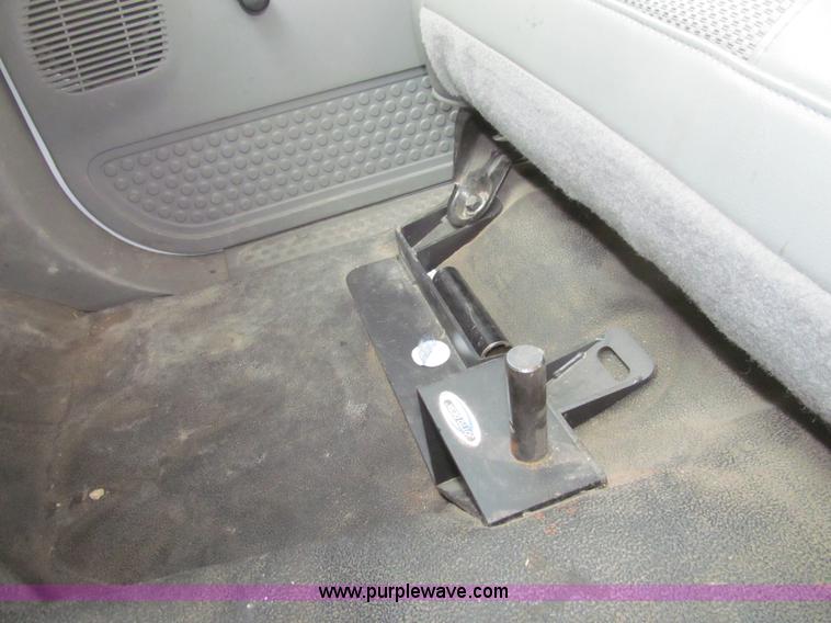 image for item H8934 2006 Ford F550 Super Duty XL service truck