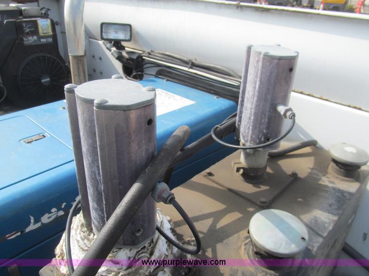 image for item H8934 2006 Ford F550 Super Duty XL service truck