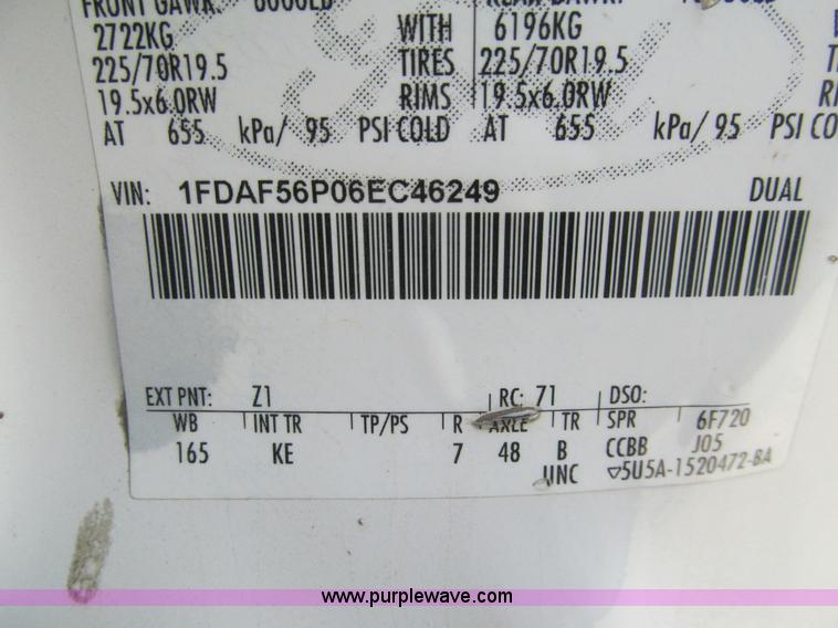 image for item H8934 2006 Ford F550 Super Duty XL service truck