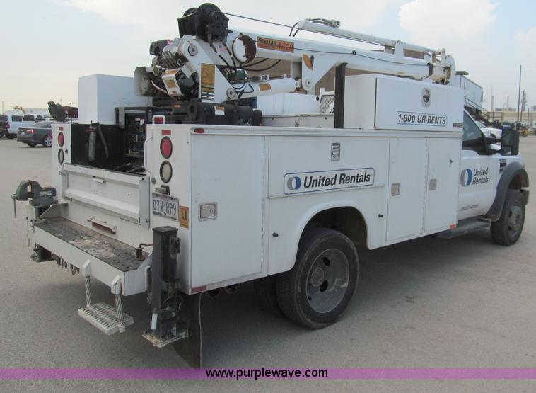 image for item H8935 2008 Ford F550 Super Duty XL service truck with crane