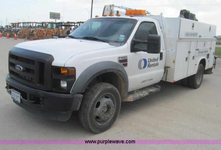 image for item H8935 2008 Ford F550 Super Duty XL service truck with crane