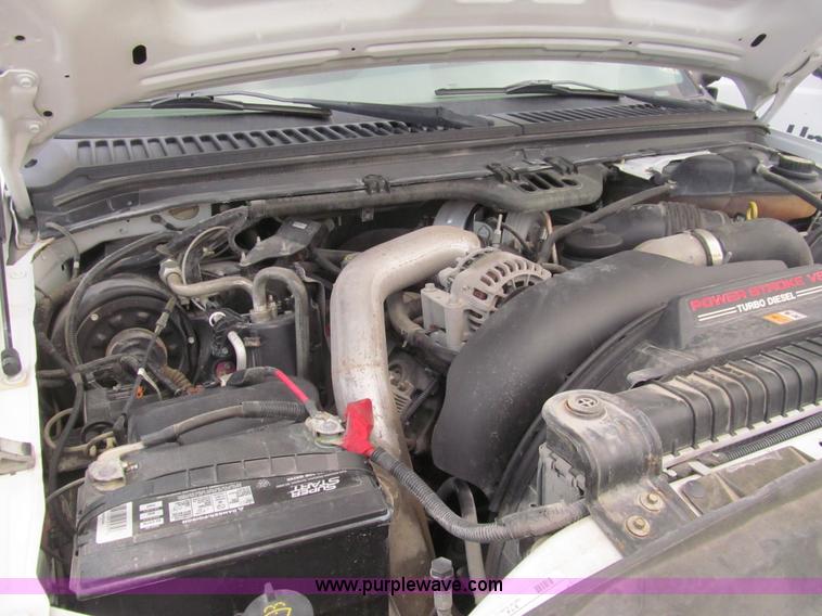 image for item H8936 2007 Ford F250 Super Duty XL pickup truck