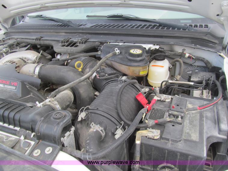 image for item H8936 2007 Ford F250 Super Duty XL pickup truck